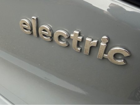 2022 Hyundai Ioniq PREMIUM EV//LOW MILEAGE//HYUNDAI SERVICE HISTORY//SIMI AND AA DEALER €15,900 thumbnail