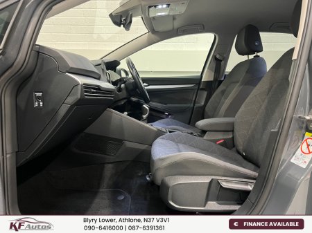 2022 Volkswagen Golf Life 2.0TDI 6 Speed Manual 115bhp 5dr  - 222 Reg €24,995 thumbnail