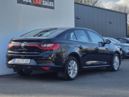 2020 Renault Megane - thumbnail 6