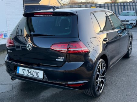 2017 Volkswagen Golf 1.2 TSI COMFORTLINE AUTO €17,450 thumbnail
