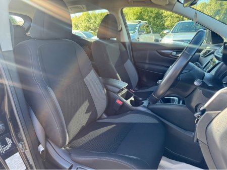 2020 Nissan Qashqai - thumbnail 13