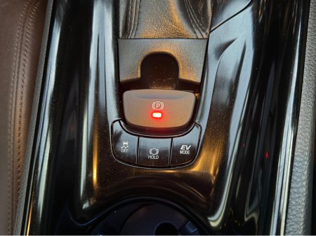 2017 Toyota C-HR (171) 1.8 HYBRID SPORT AUTO thumbnail