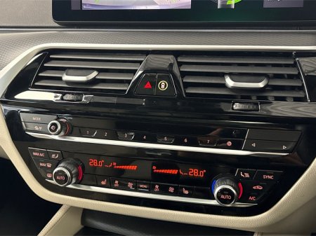 2022 BMW 5 Series 530E HYBRID M SPORT NEW NCT**19"MATTE BLACK ALLOYS**PANORAMIC SUNROOF**FRONT HEATED ELECTRIC SEATS**AMBIENT LIGHTING**APPLE CARPLAY**REVERSE CAMERA**PARKING SENSORS**DRIVE MODES**FINANCE AVAILABLE** €37,995 thumbnail