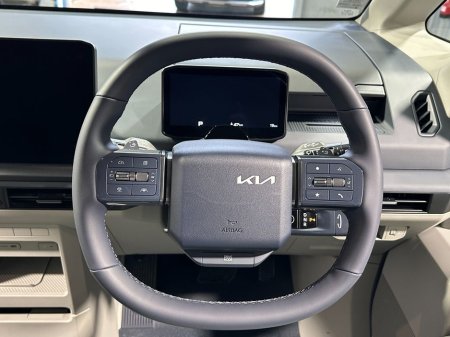 2026 Kia PV5 K4 Passenger 5 Seater €47,500 thumbnail