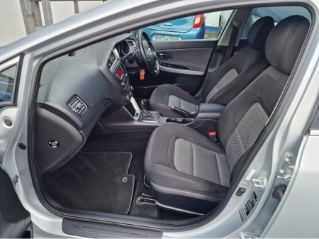 2017 Kia Ceed AUTOMATIC-1.6 CRDI-LOW MILEAGE €10,450 thumbnail