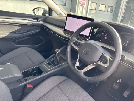 2025 Volkswagen Golf GOLF EDITION 75 2.0 TDI 116HP €31,975 thumbnail