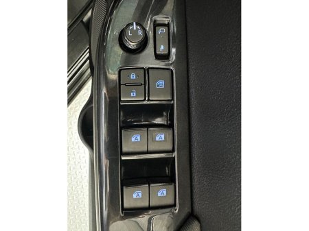 2022 Toyota Hilux Invincible 2.4 D4D Auto Double Cab €36,800 thumbnail