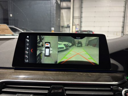 2019 BMW 5 Series  €29,888 thumbnail