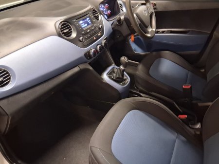 2015 Hyundai i10 - thumbnail 6