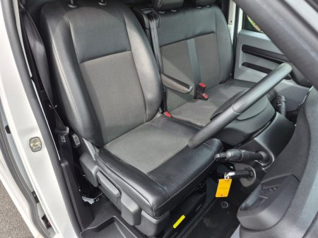 2022 Opel Vivaro - thumbnail 13