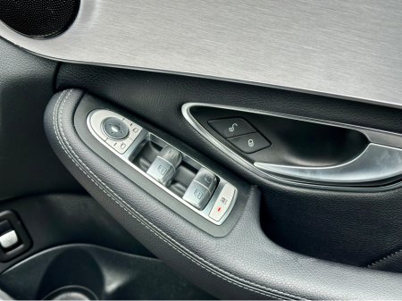 2019 Mercedes-Benz C Class 200 D AMG 4DR AUTO €22,950 thumbnail