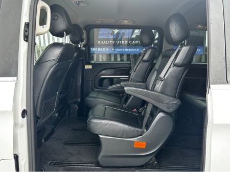 2017 Mercedes-Benz V Class Avantgarde LWB 2.1 Automatic €49,995 thumbnail