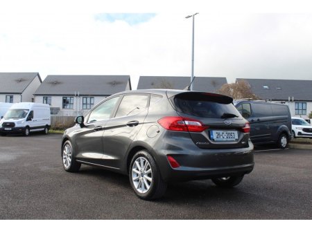 2021 Ford Fiesta 1.0T EcoBoost Hybrid 125PS Titanium €18,950 thumbnail