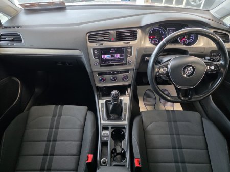 2016 Volkswagen Golf - thumbnail 13