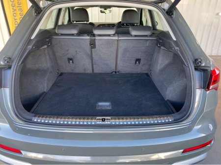 2020 Audi Q3 35 TDI 150 S-TRONIC SE 4DR AUTO €29,950 thumbnail