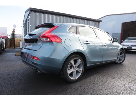 2014 Volvo V40  €10,999