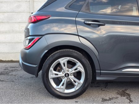 2022 Hyundai Kona - thumbnail 9