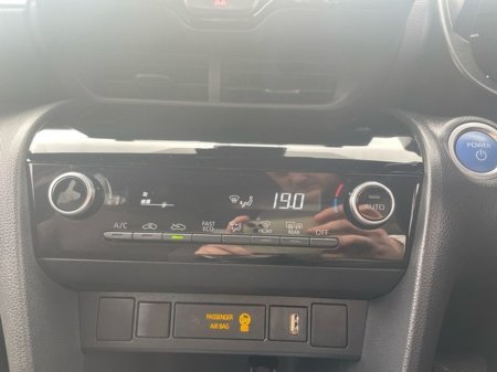 2024 Toyota Yaris Cross - thumbnail 14