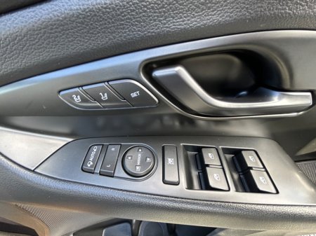 2020 Hyundai i30 - thumbnail 15