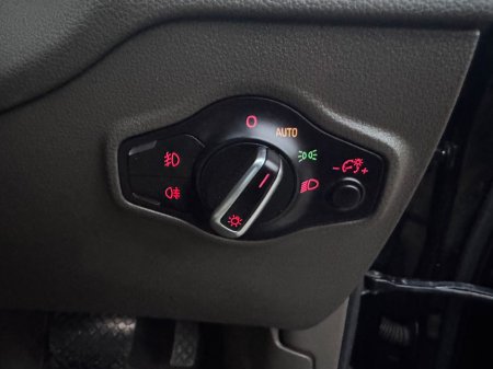 2016 Audi Q5 2.0 TDI 190 Q S-TRONIC SE AUTO 4DR €18,800 thumbnail