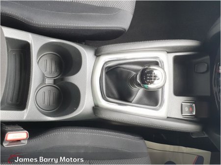 2015 Nissan Qashqai - thumbnail 13