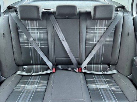 2015 Volkswagen Golf - thumbnail 11