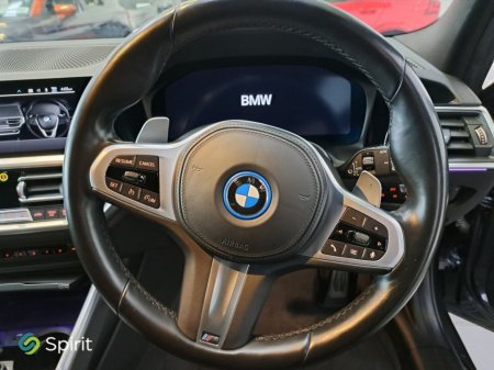 2022 BMW 3 Series - thumbnail 23