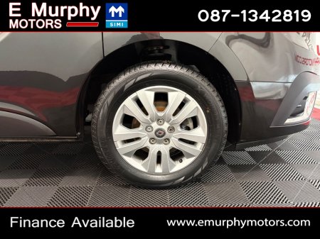 2023 Renault Trafic - thumbnail 29