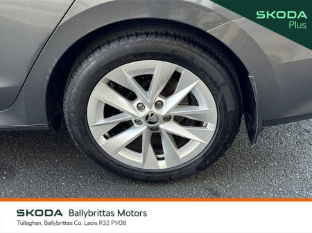 2023 Skoda Octavia - thumbnail 7