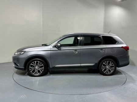 2016 Mitsubishi Outlander 2.2 Diesel Automatic 4x4 7 Seater €16,400 thumbnail