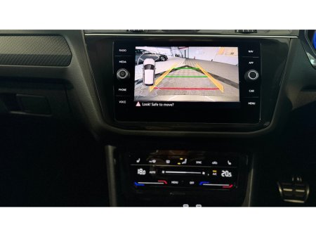 2024 Volkswagen Tiguan A7 R-LINE 2.0 TDI D7F 150 €54,900 thumbnail