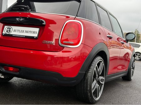 2017 MINI Cooper Black Ed 1.5P €15,750 thumbnail