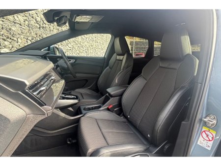 2023 Audi Q4 e-tron E-TRON S LINE 40 €32,137 thumbnail