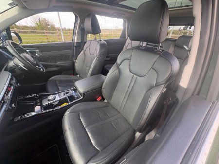 2025 Kia Sorento - thumbnail 7