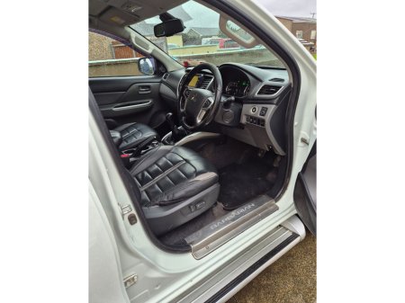 2017 Mitsubishi L200 DID BARBARIAN D/C 4WD 18 2.5 CR 4WORK 181BHP 178BHP 4DR €16,950 thumbnail