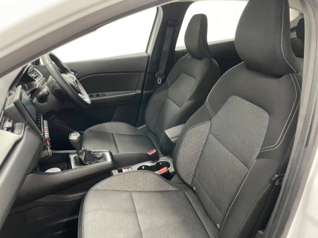 2022 Renault Captur - thumbnail 18