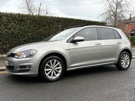 2016 Volkswagen Golf 1.2 TSI - IRISH CAR - SUNROOF €14,900 thumbnail