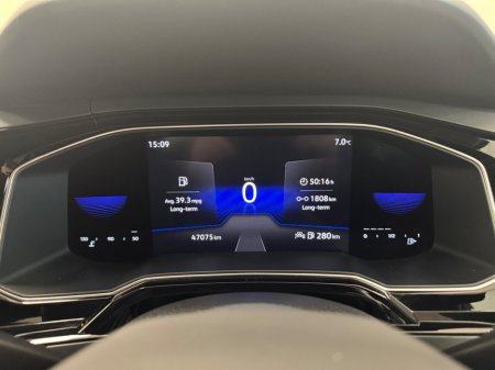 2022 Volkswagen Taigo 1.0 TSI 110HP R-Line €21,950 thumbnail