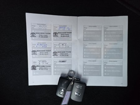 2013 Toyota Yaris - thumbnail 12