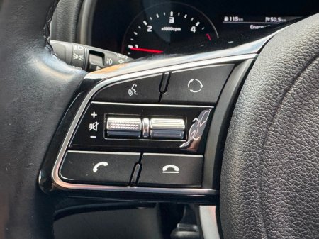 2021 Kia Sportage - thumbnail 28