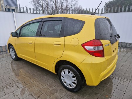 2012 Honda Fit 1.3PETROL AUTO €7,495