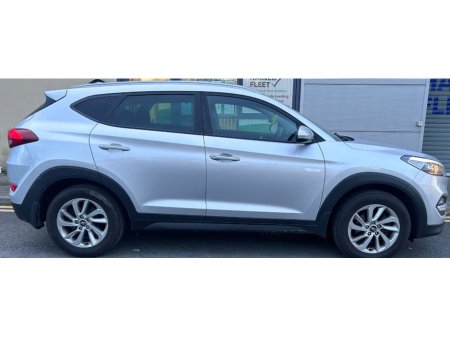 2016 Hyundai Tucson 1.7 D Executive €13,999 thumbnail