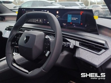 2026 Peugeot 5008 GT 73kWh 210bhp