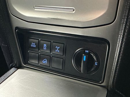 2021 Toyota Landcruiser Automatic 2.8 D4D LWB Commercial €38,500 thumbnail