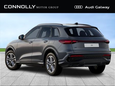 2026 Audi Q5 S-LINE E-HYBRID QUATTRO A/T €75,950 thumbnail