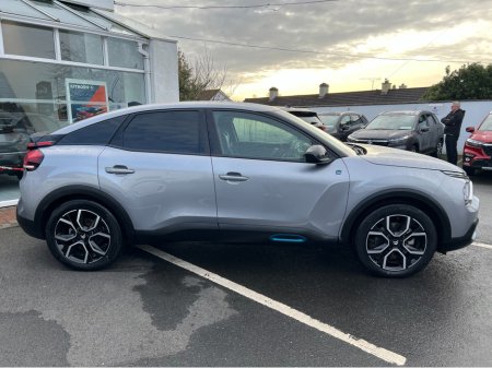 2025 Citroen C4 EFEEL PACK 50KWH 136BHP (PRICE EX VAT) €17,500 thumbnail