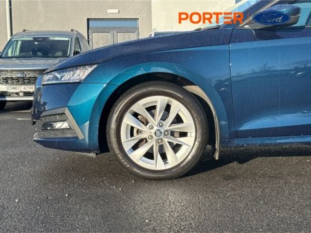 2023 Skoda Octavia OCTAVIA AMB 1.0TSI 110HP thumbnail