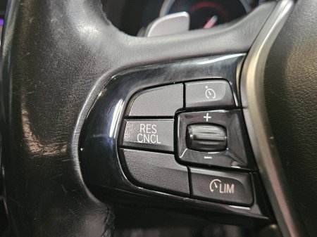 2017 BMW 5 Series 520d Luxury €16,950 thumbnail