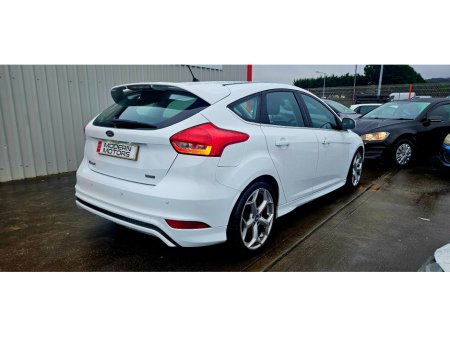 2016 Ford Focus ZETEC S 1.0 ECO 125BHP LOW MILES €9,750 thumbnail