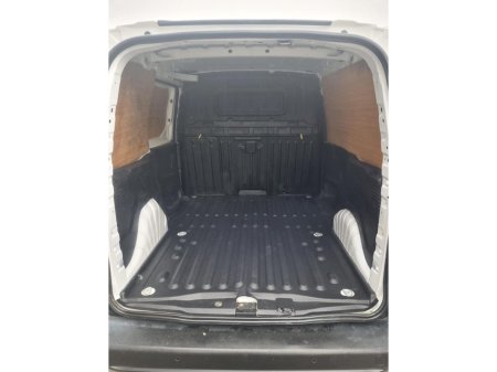 2020 Peugeot Partner  €10,950 thumbnail